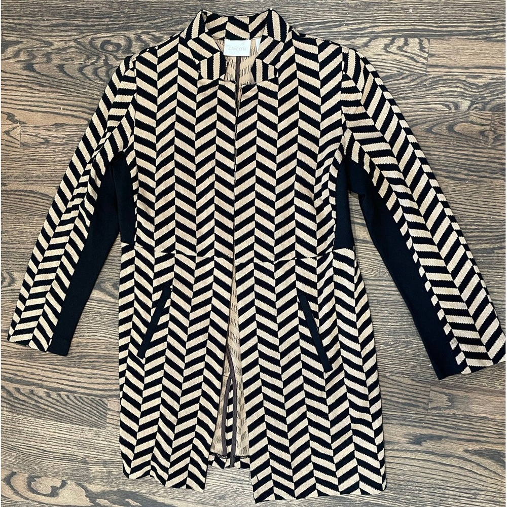 Chico's Sz‎ 1 M Tan Black Chevron Zig Zag Open Front Knit Cardigan Sweater AK104